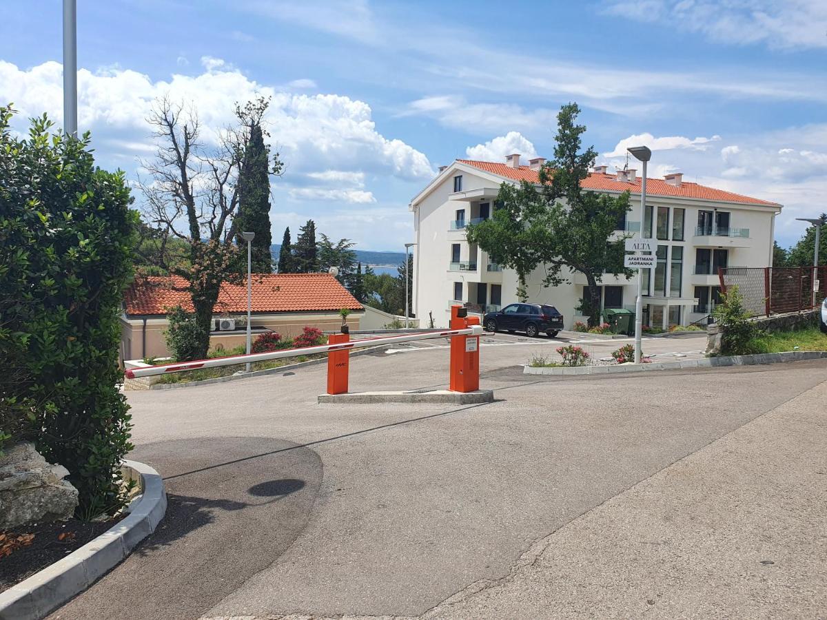 Apartments Ines Selce Eksteriør billede