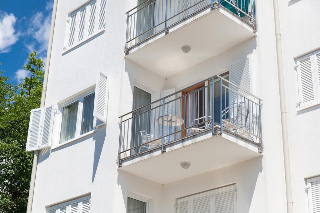Apartments Ines Selce Eksteriør billede