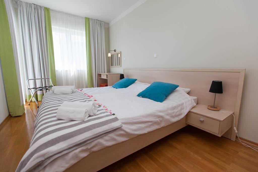 Apartments Ines Selce Eksteriør billede