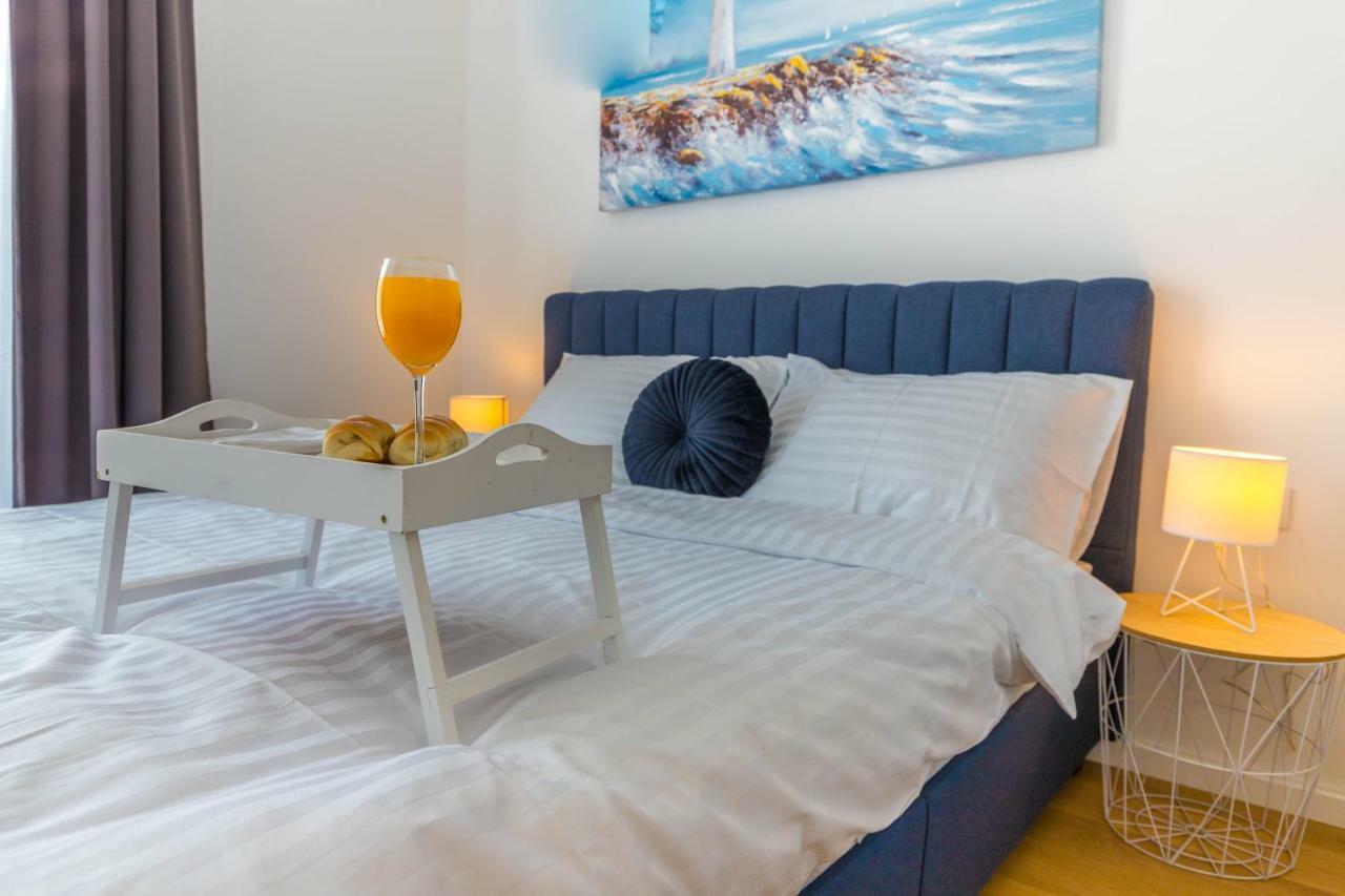 Apartments Ines Selce Eksteriør billede